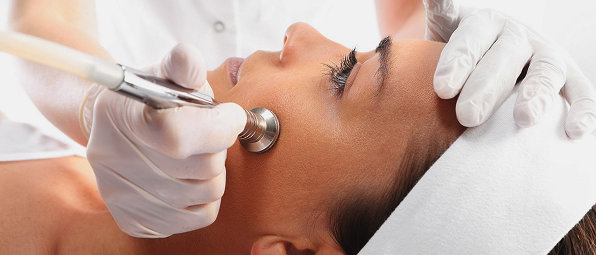 Who Can Perform Botox and Dermal Filler Procedures?